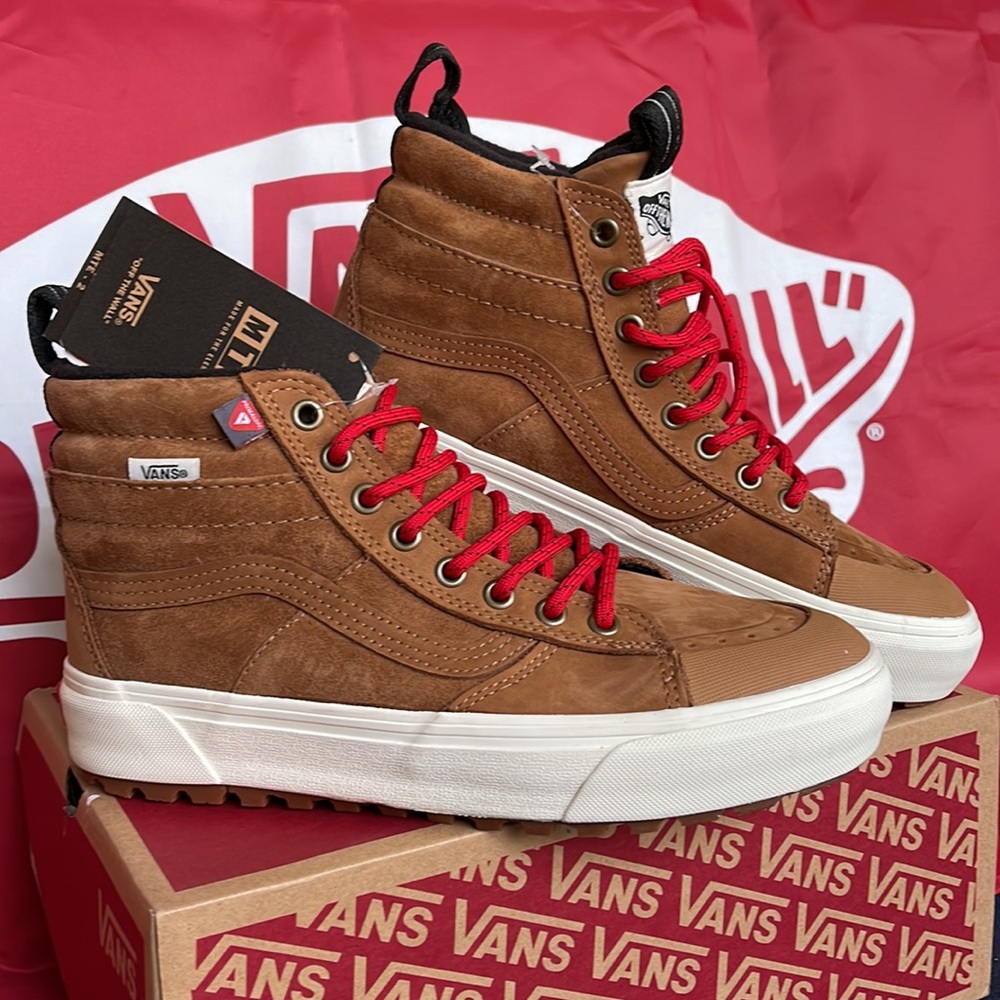 Vans Sk8-Hi Mte-2
Chipmunk/Marshmallow
VN0007NKGWU
Men’s boots - sneakers - Picture 8 of 16